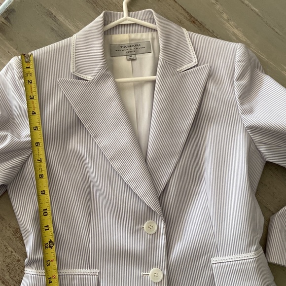 Tahari soft bluish grey striped cotton lined blazer - Picture 12 of 13